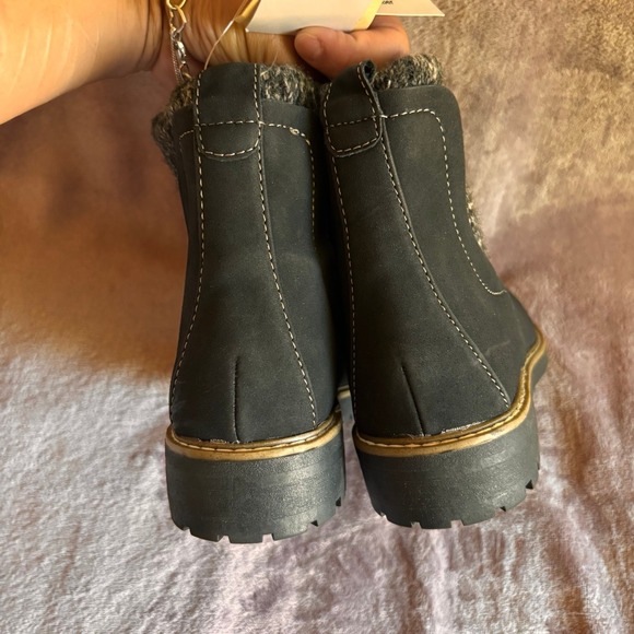 St Johns Bay Women's Black Knit Ankle Boots Memory Foam Comfort Size 7.5 Medium - Picture 4 of 8